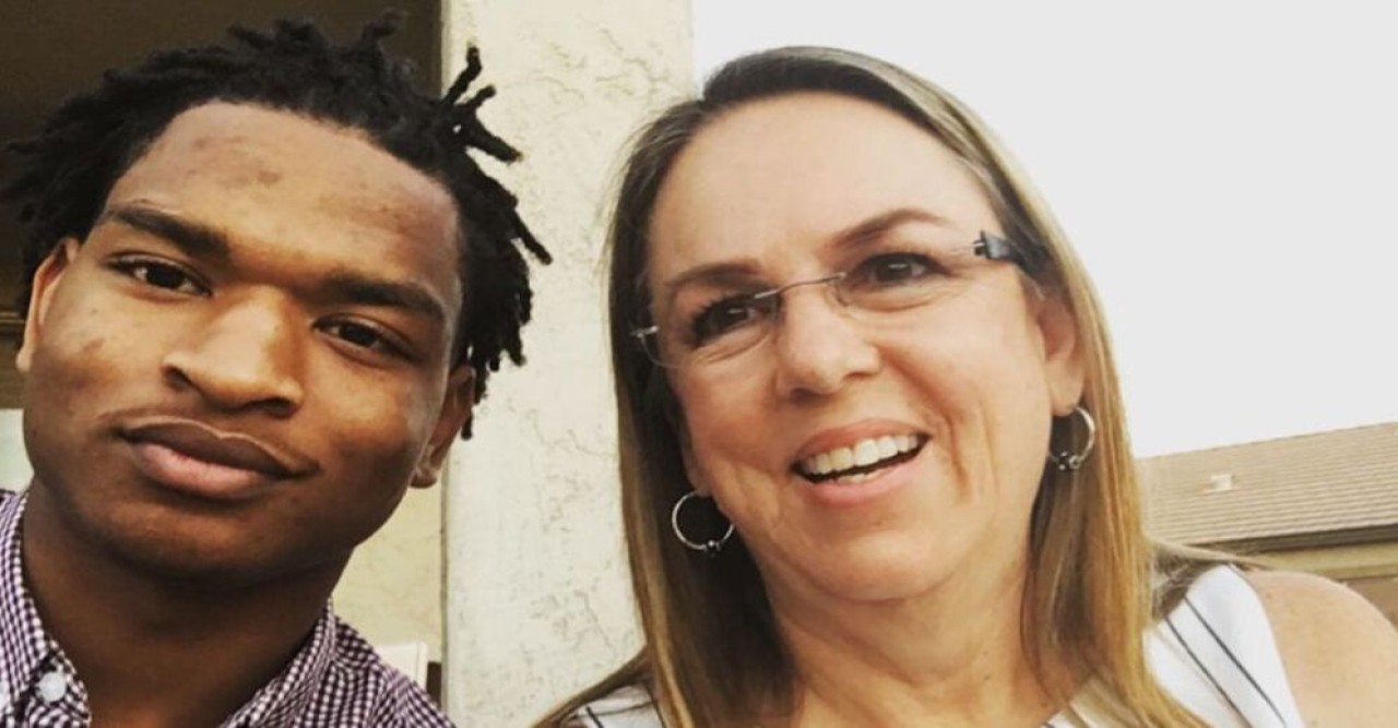 ভুল করে পাঠানো মেসেজে আমেরিকায় শুরু হয়েছিল এই জনপ্রিয় ঐতিহ্য