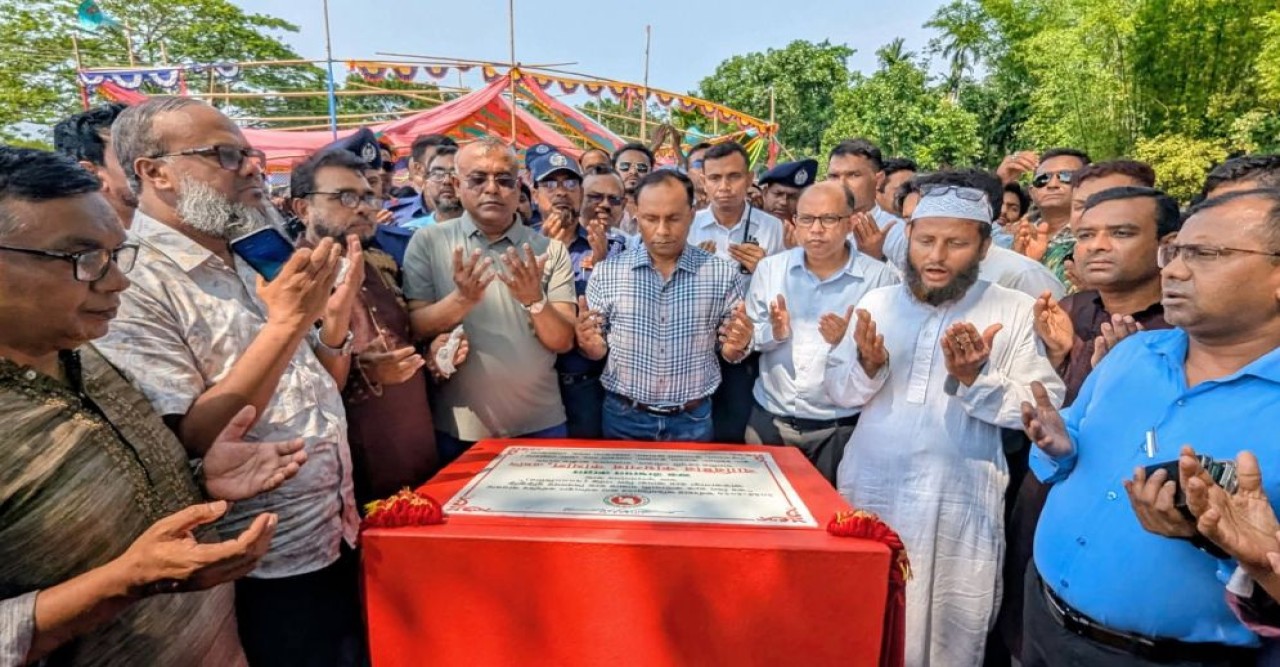 এমপির গাড়িতে হামলায় দোষীদের দৃষ্টান্তমূলক শাস্তির নির্দেশ ডেপুটি স্পিকারের
