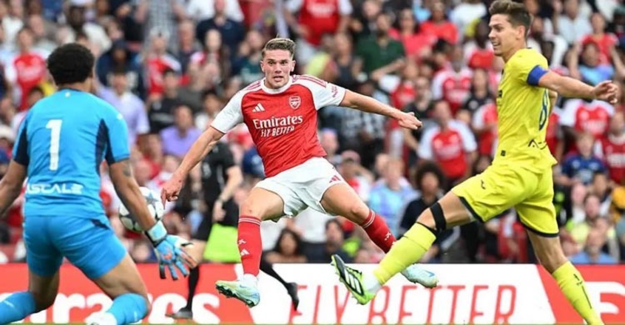 ঘরের মাঠে ভিয়ারিয়ালের কাছে হার আর্সেনালের