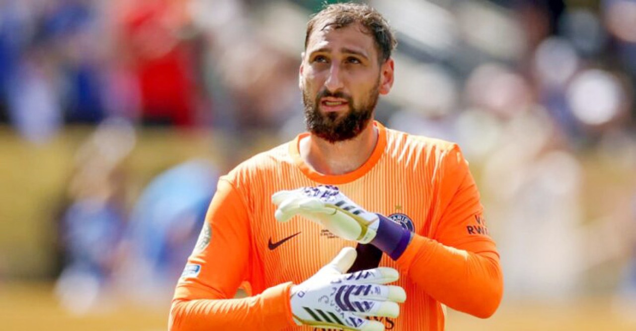 ক্ষোভে পিএসজি ছাড়লেন চ্যাম্পিয়ন্স লিগজয়ী গোলরক্ষক