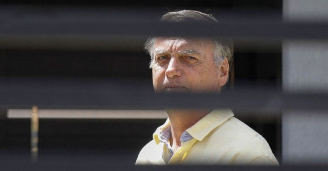 ব্রাজিলের সাবেক প্রেসিডেন্ট বলসোনারোর ২৭ বছরের কারাদণ্ড