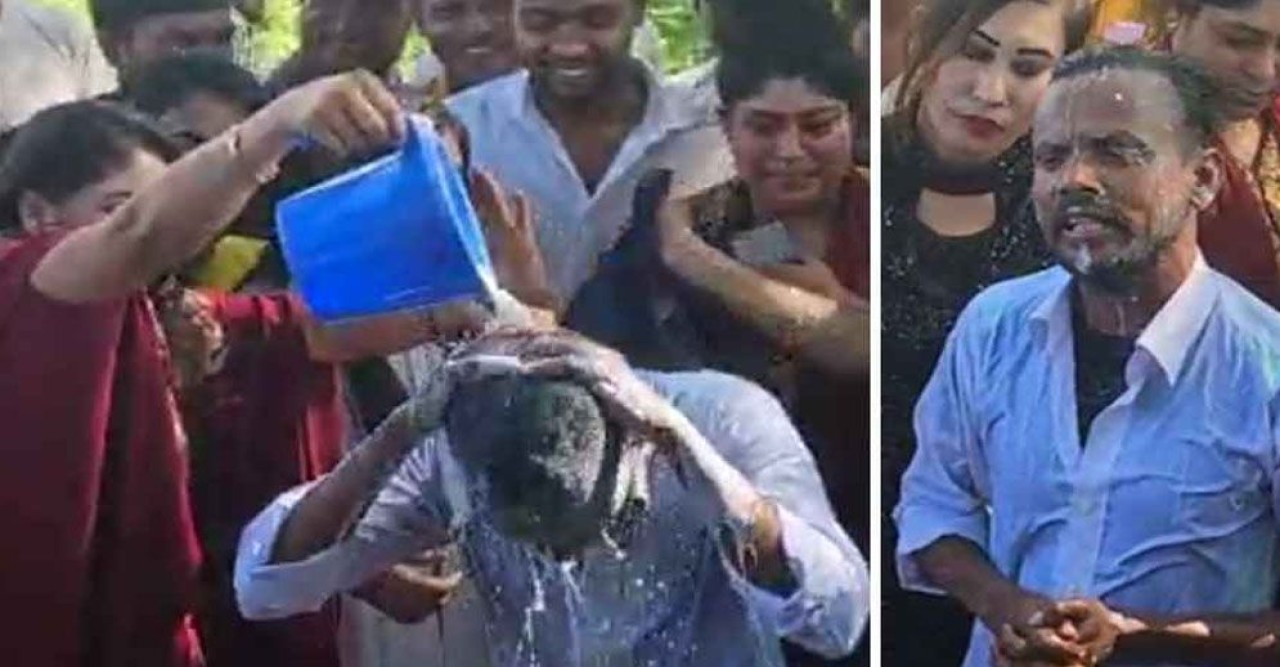 দুধ দিয়ে গোসল করে রিয়া মনিকে তালাক দিলেন হিরো আলম