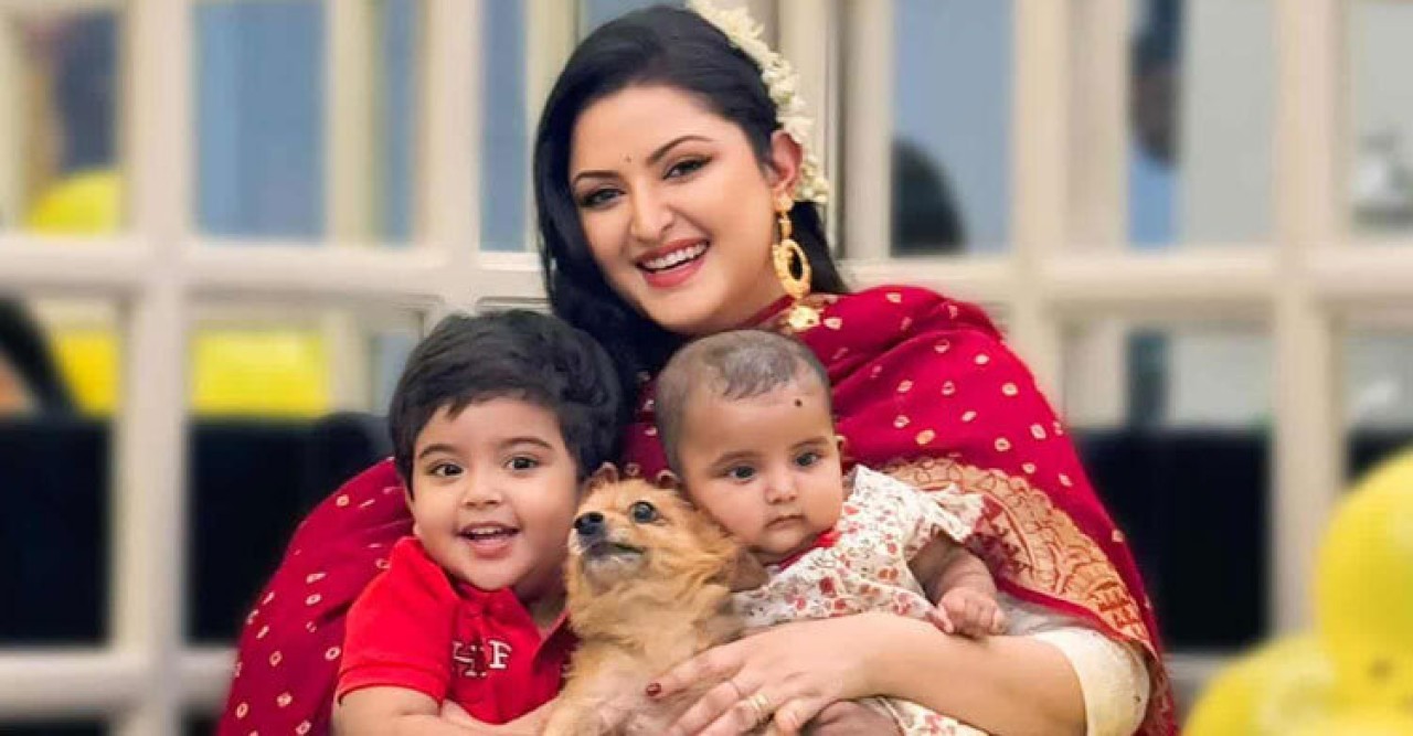 আইসিইউতে পরীমনির মেয়ে, সেই অনুষ্ঠানের পর সপরিবারে জ্বরাক্রান্ত