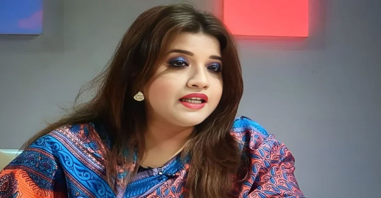 ১১ দলীয় জোট প্রার্থীর বিরুদ্ধে টাকা ছড়ানোর অভিযোগ শামা ওবায়েদের