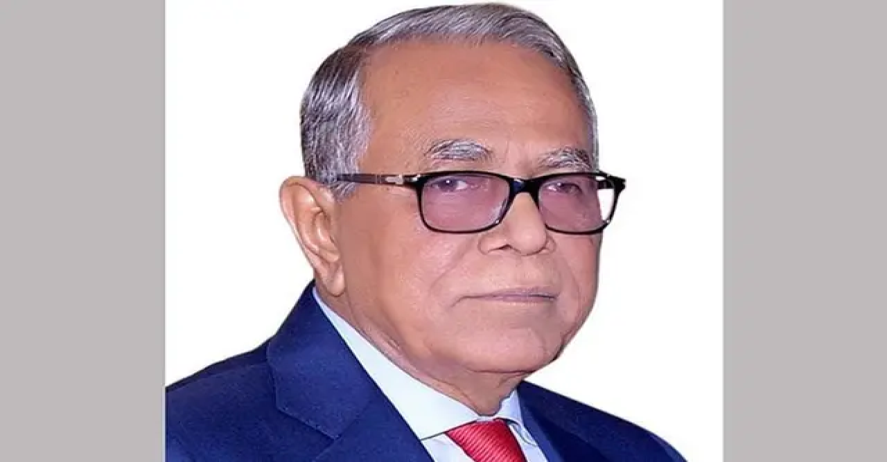 সোনার বাংলা গড়তে নিরলস কাজ করছেন প্রধানমন্ত্রী : রাষ্ট্রপতি