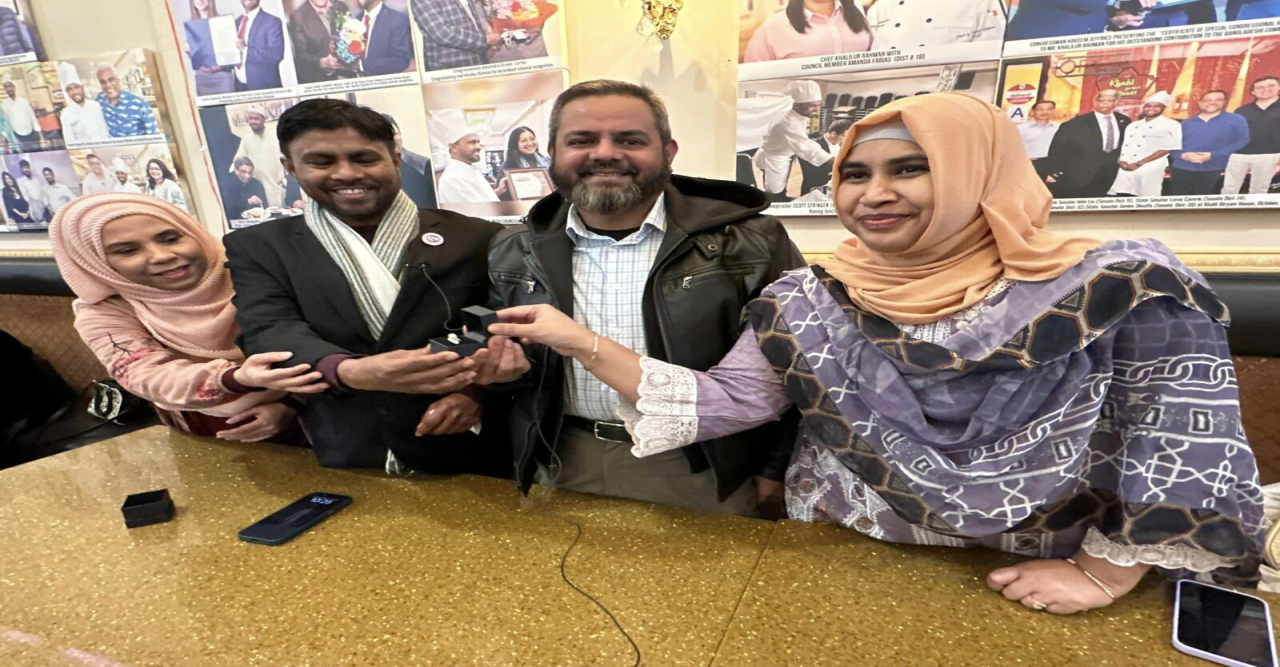 নিউইয়র্কে ব্রঙ্কসের খলিল বিরিয়ানী হাউজের ভ্যালেনটাইন ডে’র ‘ডায়মন্ড রিং’ পুরস্কার পেলেন সাইয়িদ