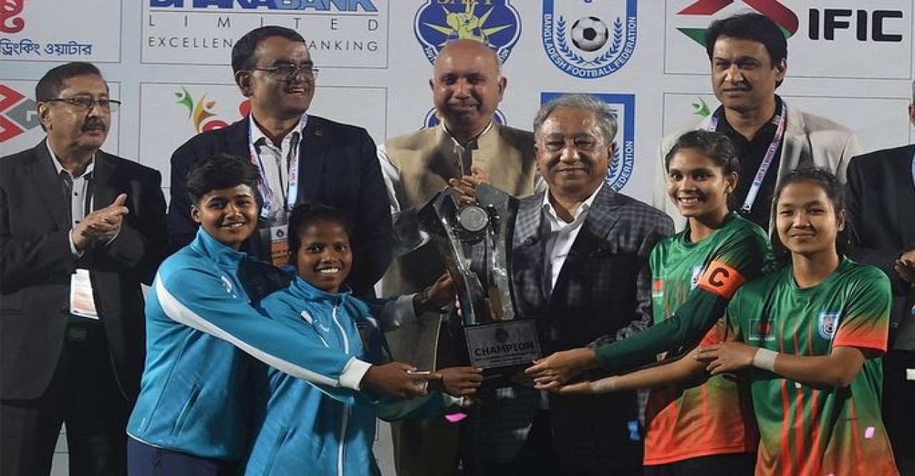 নাটকীয় ফাইনালে যৌথ চ্যাম্পিয়ন বাংলাদেশ-ভারত