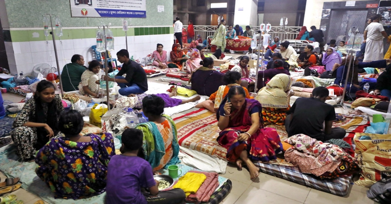 ডেঙ্গুতে এক দিনে ১৭ জনের মৃত্যু