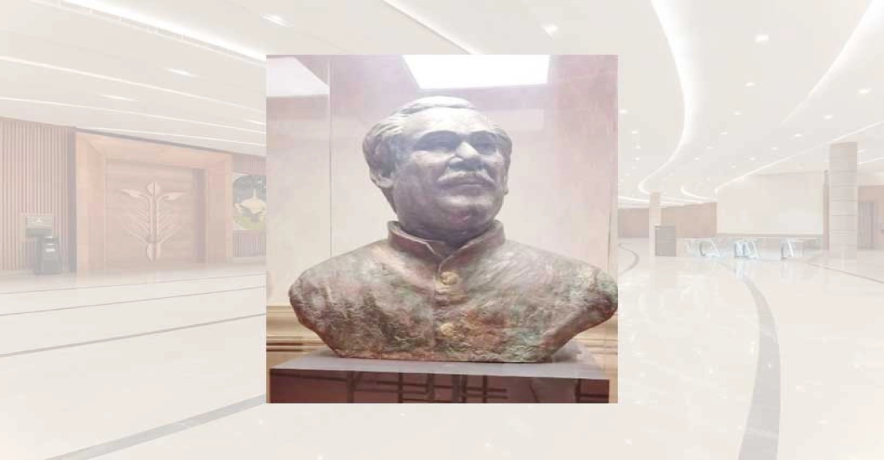 জি২০ সম্মেলনস্থলে বঙ্গবন্ধুর আবক্ষ মূর্তি