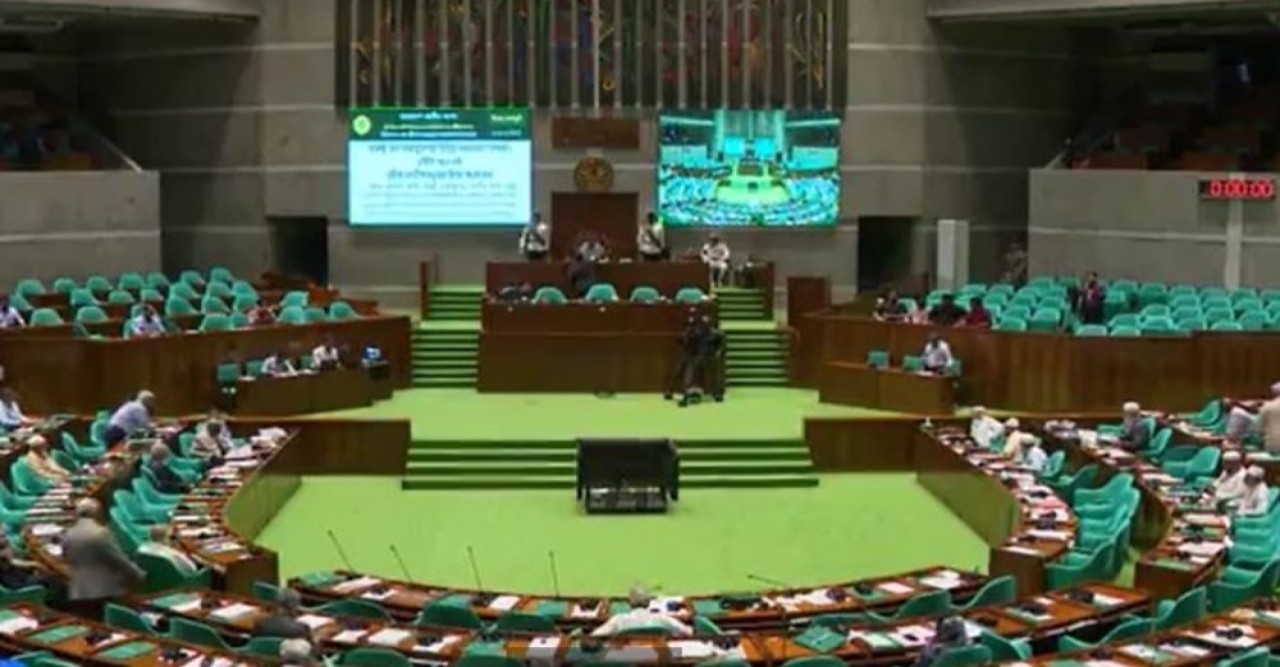 এমপির বক্তব্য ও ‘গুপ্ত’ নিয়ে সংসদে হট্টগোল