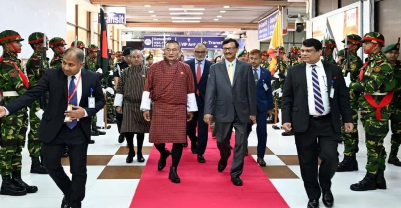 ঢাকা ছাড়লেন ভুটানের প্রধানমন্ত্রী