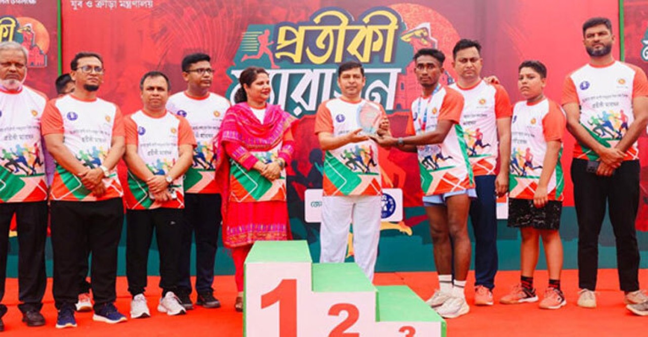 চট্টগ্রামে প্রতীকী ম্যারাথনে অংশ নিলেন ৬৫০ প্রতিযোগী