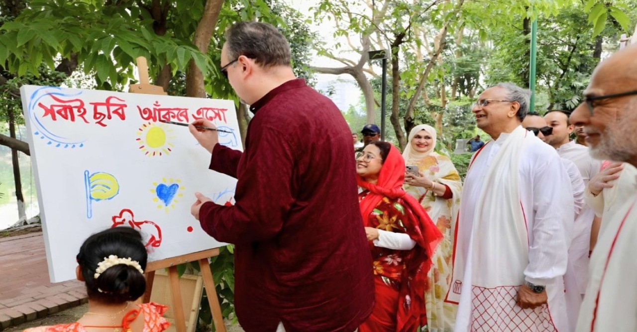 ঢাকায় পহেলা বৈশাখের উদযাপন ছিল সত্যিই অসাধারণ : মার্কিন রাষ্ট্রদূত