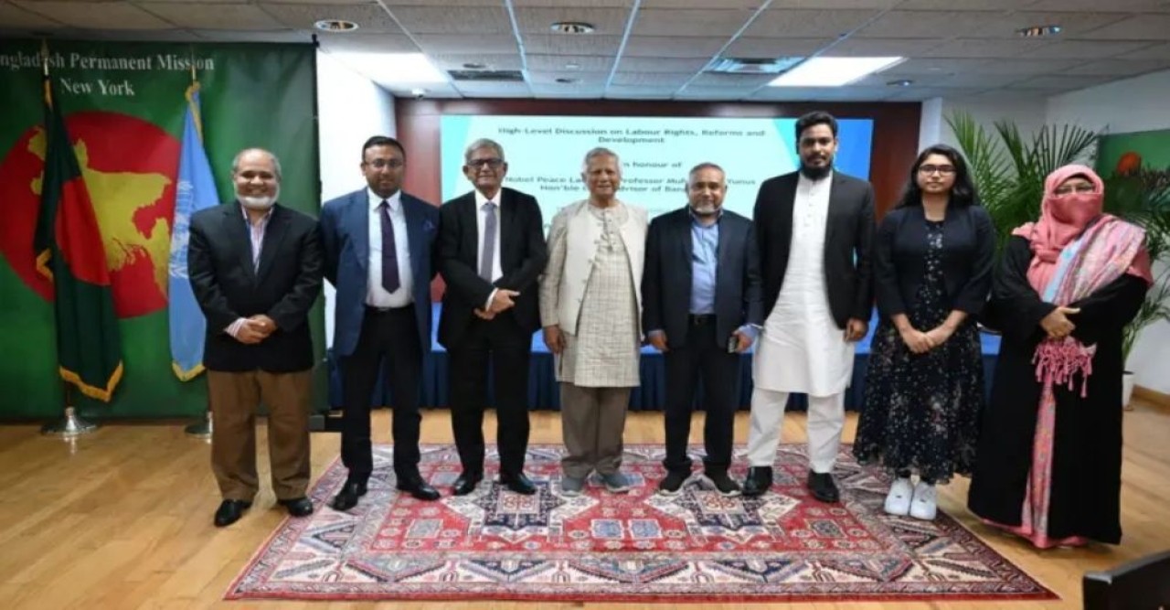 উপদেষ্টাদের ঘনঘন বিদেশ সফর ও প্রধান উপদেষ্টার বহর নিয়ে যত সমালোচনা