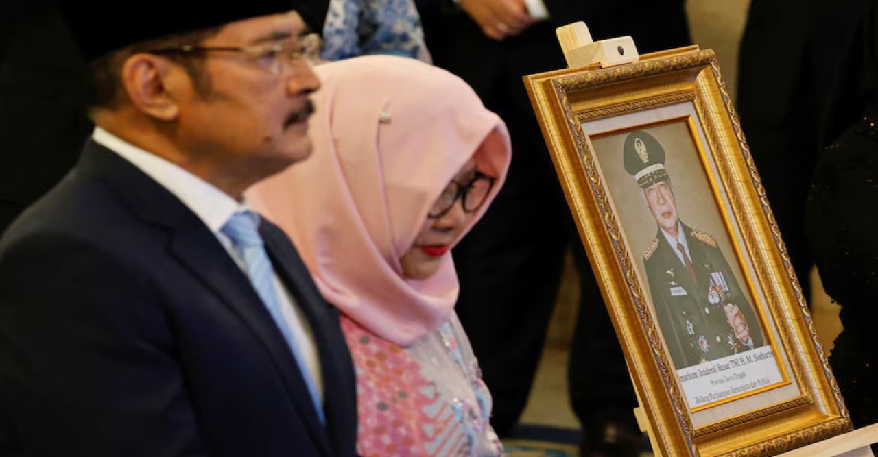 ইন্দোনেশিয়ার সাবেক প্রেসিডেন্ট সুহার্তোকে ‘জাতীয় বীর’ ঘোষণা, আপত্তি মানবাধিকারকর্মীদের