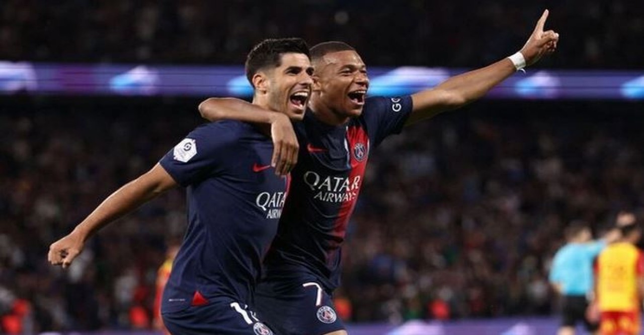 মিলানকে উড়িয়ে শীর্ষে পিএসজি