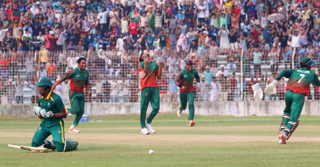 ২২৫ রানের পুঁজি নিয়েও দক্ষিণ আফ্রিকাকে হারিয়ে সিরিজ জয় বাংলাদেশের