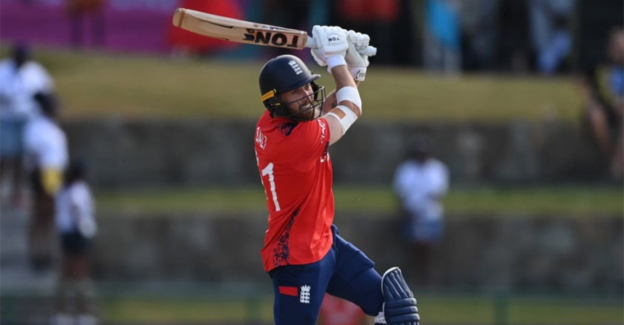 ১৯ বলে ম্যাচ জয়, রেকর্ড গড়ে বিশ্বকাপে টিকে রইলো ইংল্যান্ড