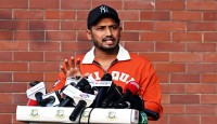 সম্মান ফেরত না পেলে আর ক্রিকেট খেলব না: বিজয়