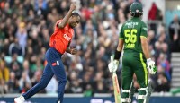 পাকিস্তানের বিশ্বকাপ স্বপ্নে বড় ধাক্কা, ফের ইংল্যান্ডের কাছে হার