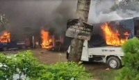 দেশের বিভিন্ন স্থানে আরো হামলা ভাঙচুর আগুন লুটপাট!
