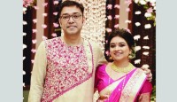 তৃতীয় বিয়ে করলেন অনুপম রায়