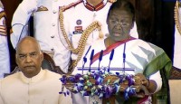 শপথ নিলেন দ্রৌপদী মুর্মু