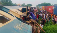 ট্রেন দুর্ঘটনার ২০ ঘণ্টা পর রেলমন্ত্রীর শোক