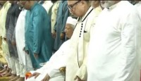 জাতীয় ঈদগাহে নামাজ আদায় করলেন প্রধান উপদেষ্টা
