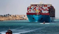 পুনরায় পানিতে ভাসল সুয়েজ খালে আটকে পড়া দৈত্যাকার জাহাজ
