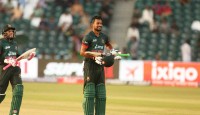 শান্তকে প্রশংসায় ভাসালেন ভারতীয় তারকা