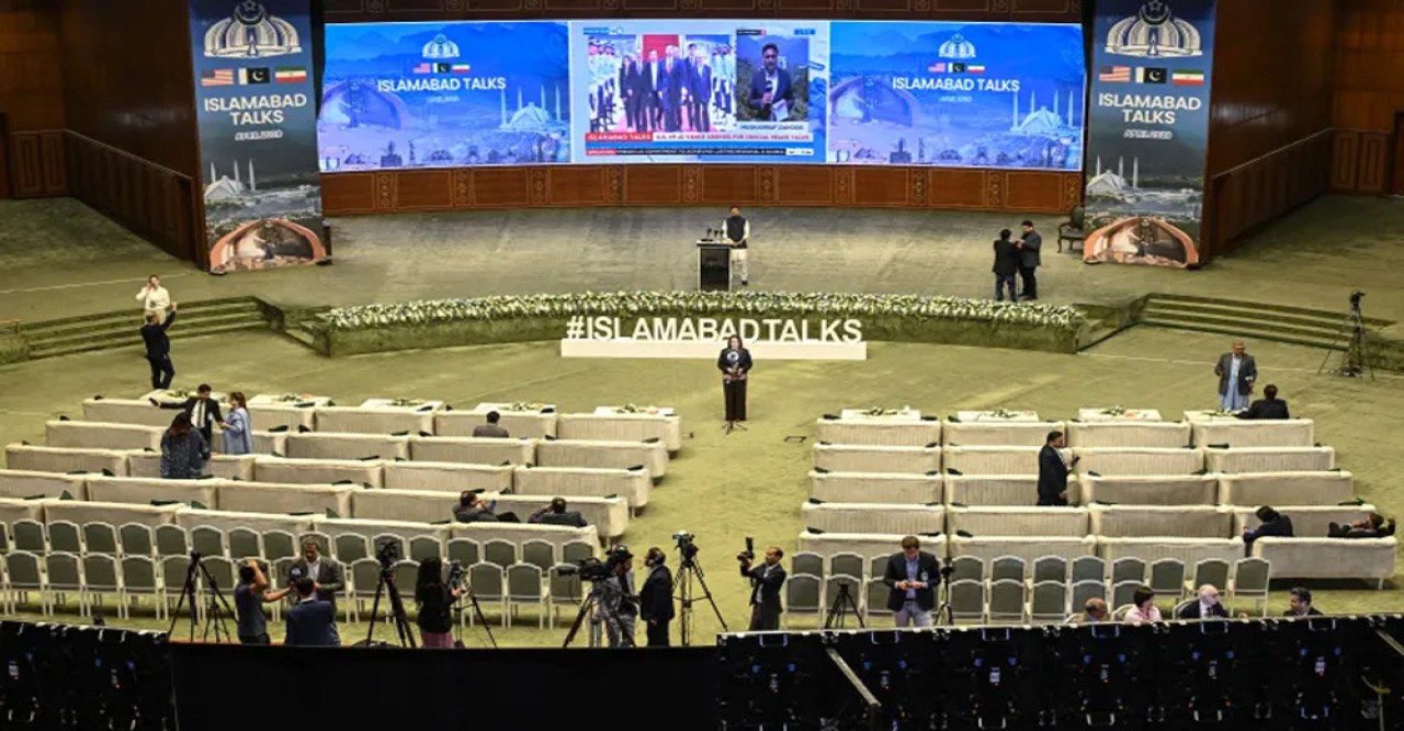 যুক্তরাষ্ট্র-ইরান আলোচনা ক্ষোভ প্রকাশ করে যা বলছেন সাংবাদিকরা