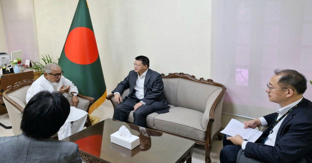 প্রধানমন্ত্রীর কৃষি উপদেষ্টার সঙ্গে চীনা রাষ্ট্রদূতের সাক্ষাৎ