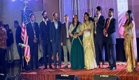 সেরা শেফের পুরস্কার পেলেন টনি করিম খান আমেরিকান কারি অ্যাওয়ার্ডের জমকালো ও বর্ণাঢ্য আসর