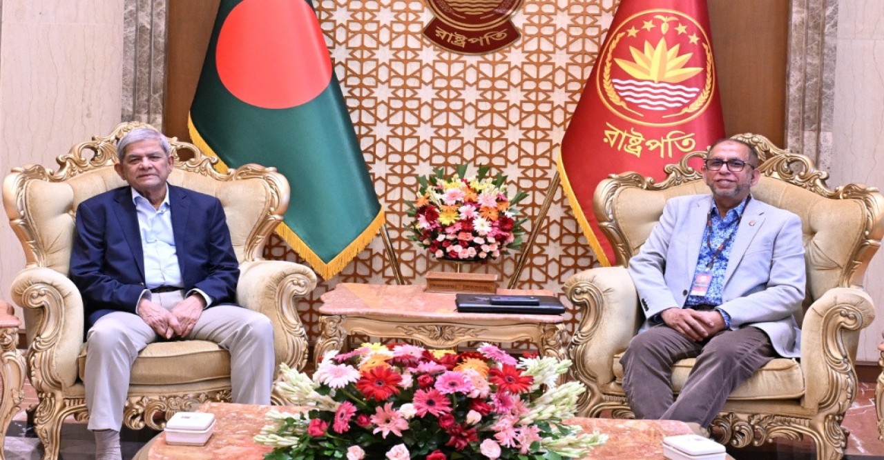 রাষ্ট্রপতির সঙ্গে নিউ হোপ গ্লোবালের চেয়ারম্যান ড. ফয়েজ উদ্দিনের সৌজন্য সাক্ষাৎ