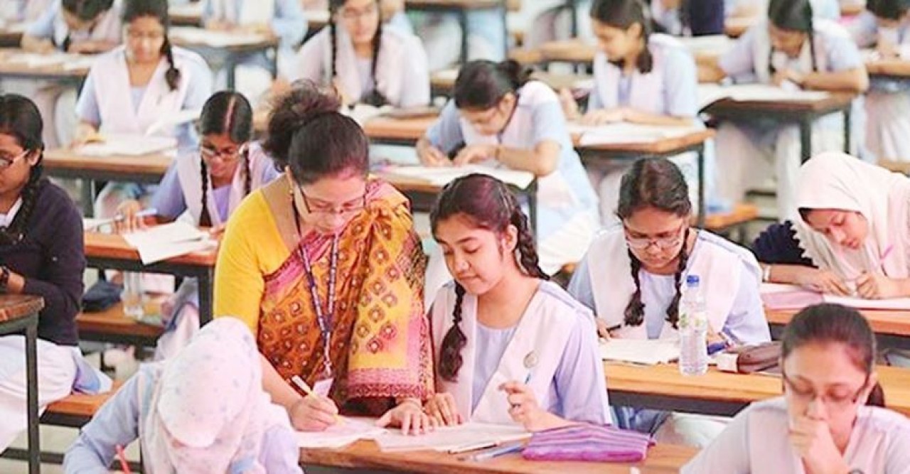 এসএসসি পরীক্ষা কেন্দ্রের ২০০ গজের ভেতরে জনসাধারণের প্রবেশ নিষিদ্ধ