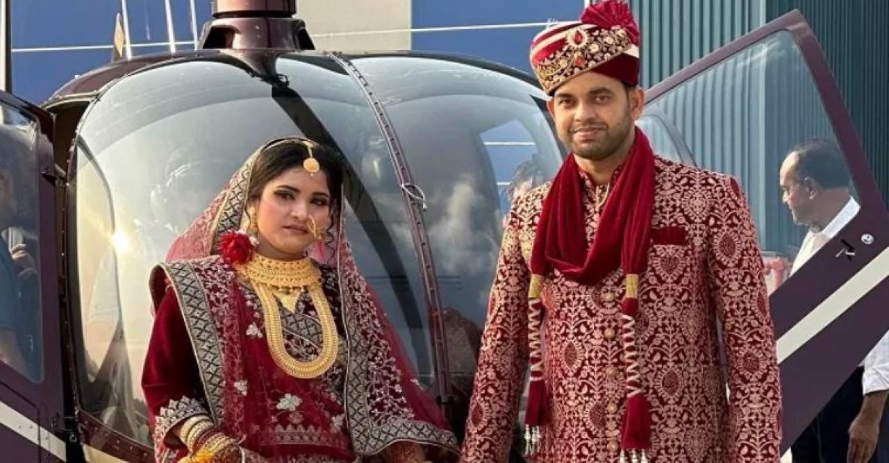 হেলিকপ্টারে বউ নিয়ে বাড়ি ফিরলেন প্রবাসী