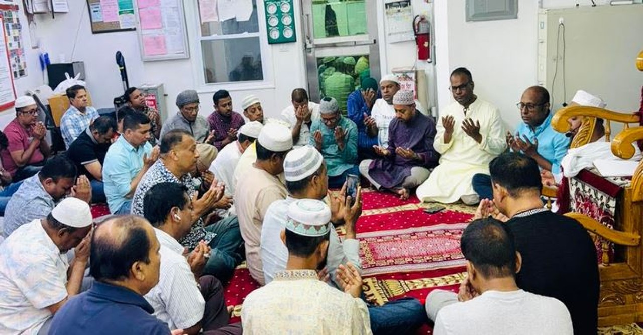 নিউইয়র্ক মহানগর দক্ষিন বিএনপি এর মিলাদ ও দোয়া মাহফিল