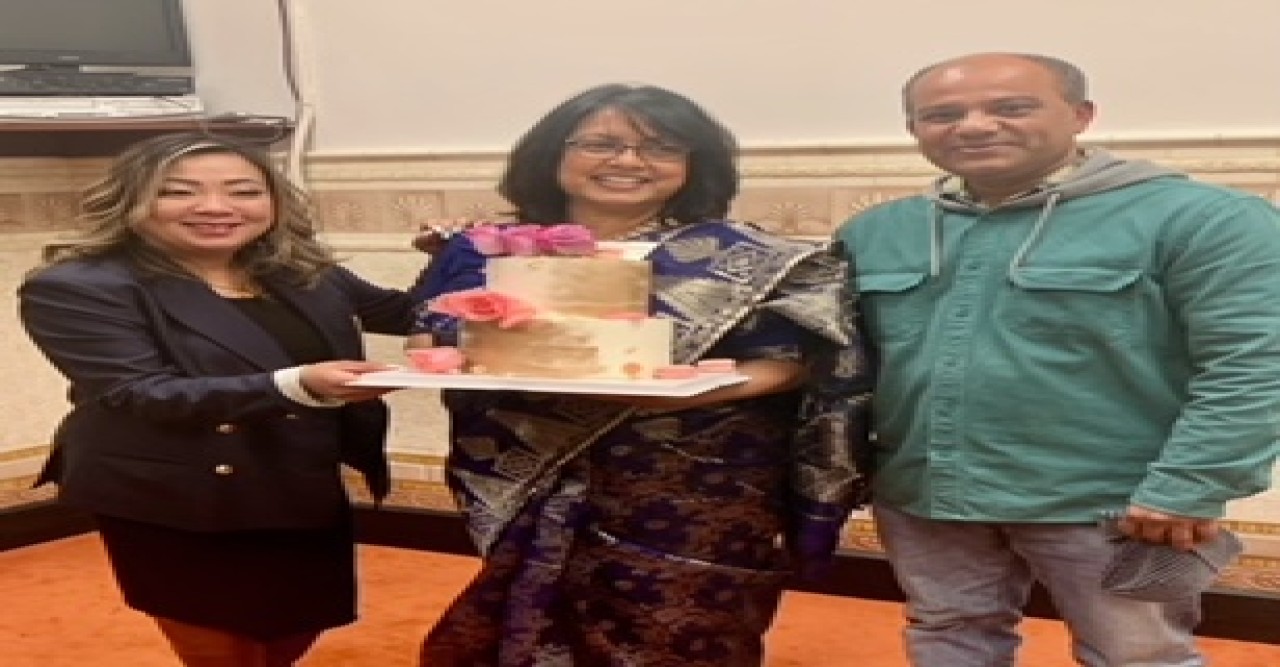 ফিলাডেলফিয়া সিটির কাউন্সিলওম্যান অ্যাট লার্জ ড. নিনার শপথ গ্রহণ