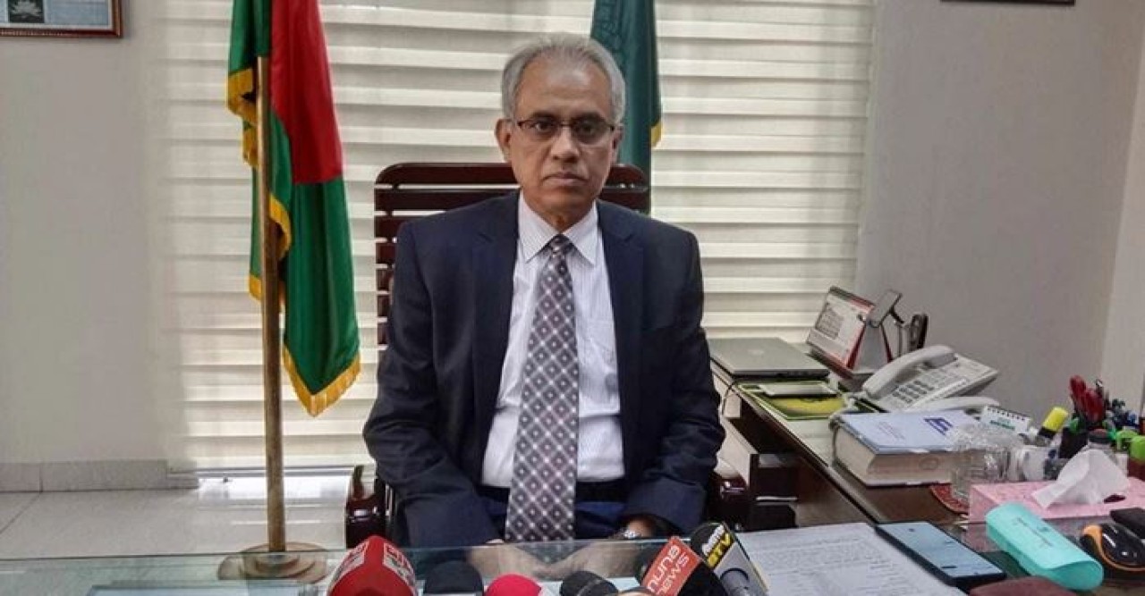 টক শো দিয়ে দেশ চলে না : ইসি আলমগীর