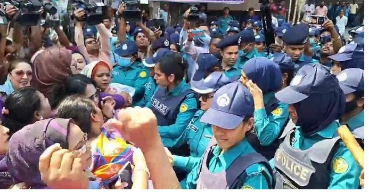মহিলাদলের নারী দিবসের শোভাযাত্রা পণ্ড