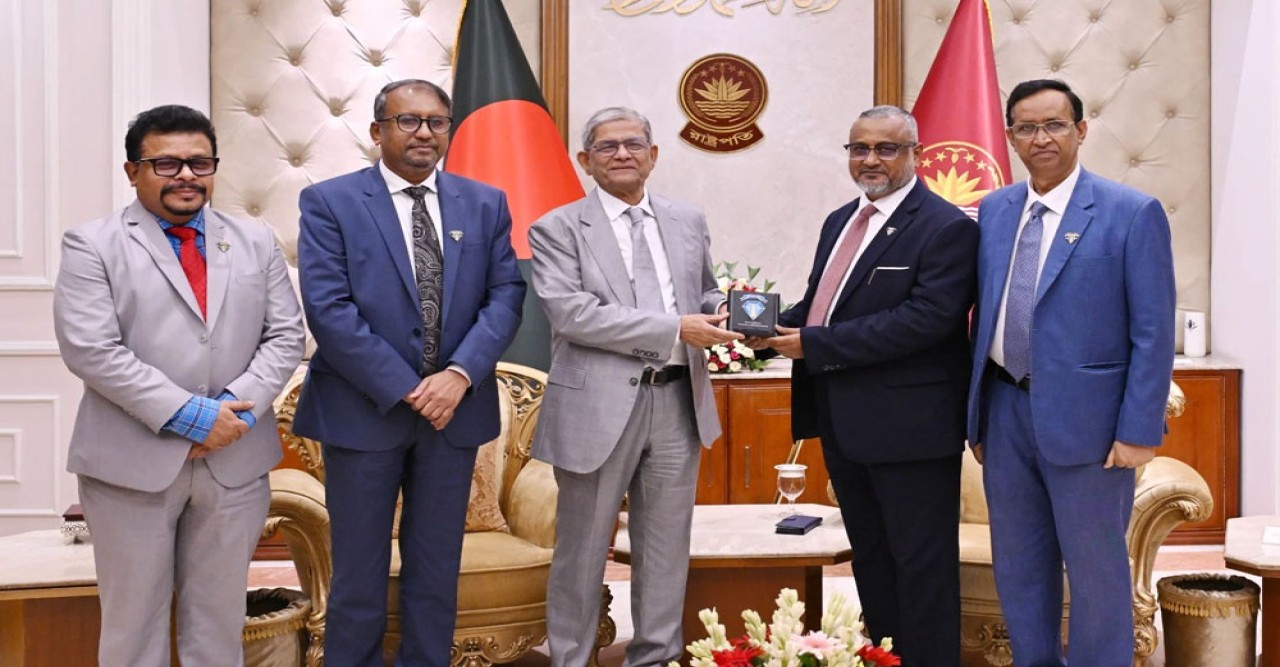দুর্নীতিবাজদের বিরুদ্ধে দুদককে কঠোর ব্যবস্থা গ্রহণের আহ্বান রাষ্ট্রপতির