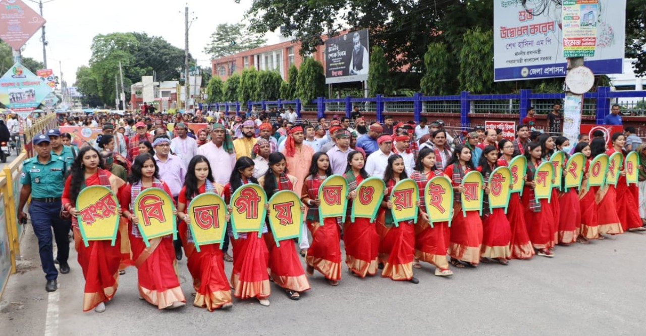 রংপুরে মন কাড়ছে ‘ভাওয়াইয়া উৎসব’