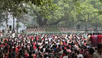 বর্ষবরণে রমনায় মানুষের ঢল