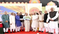 গণভবনে ঈদ শুভেচ্ছা বিনিময় করলেন প্রধানমন্ত্রী