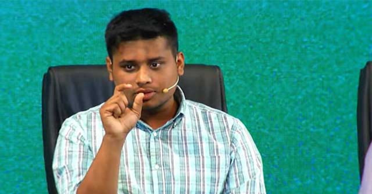 ভারতের মদতে আ.লীগ পুনর্বাসনের খেলায় প্রথম রক্ত দিলেন নুর : হাসনাত