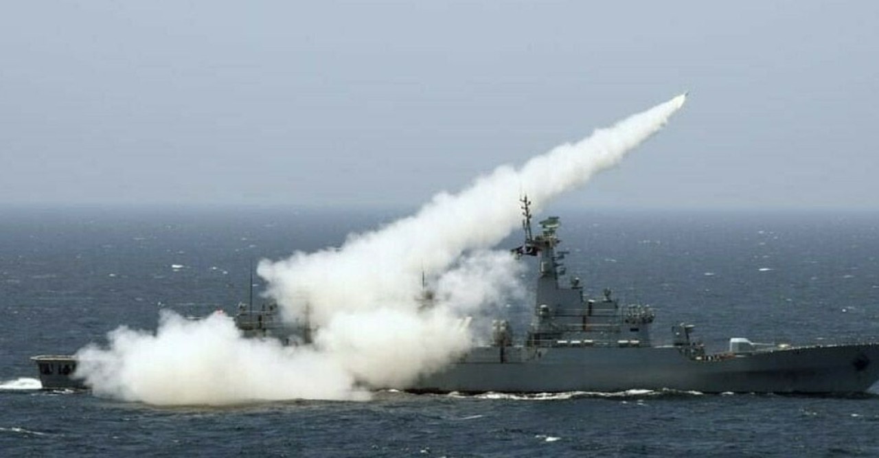 নিজস্ব প্রযুক্তির ব্যালিস্টিক মিসাইলের পরীক্ষা চালাল পাকিস্তান