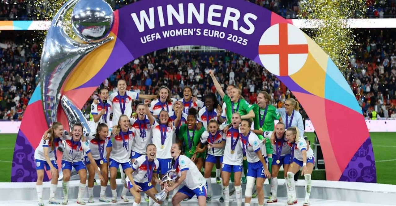 নারী ইউরো স্পেনের স্বপ্ন চুরমার করে টানা দ্বিতীয়বার চ্যাম্পিয়ন ইংল্যান্ড