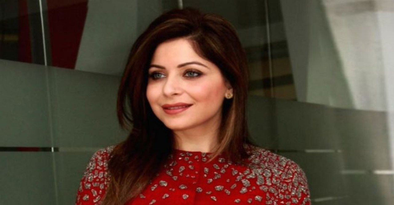 মঞ্চেই গায়িকাকে হেনস্তা, অতঃপর...