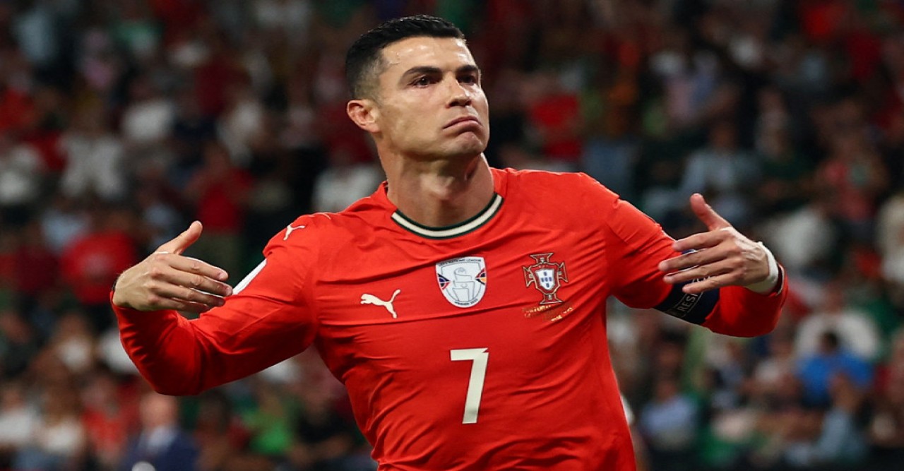 রেকর্ড গড়ে যা বললেন রোনালদো